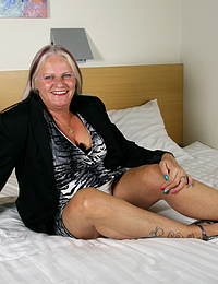 Horny chubby mature lady playing with herself
