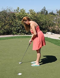 Sexy Elexis Monroe plays golf