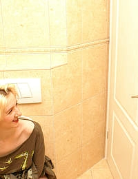 getting a dick forced up your throat in the toilet is so hot